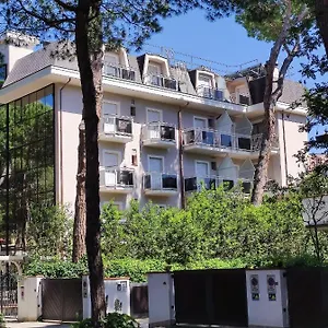 arlecchino-hotel.emilia-romagnahotels.net/